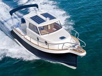 H4, a Leidi 660 motorboat at Grad Pula, Croatia