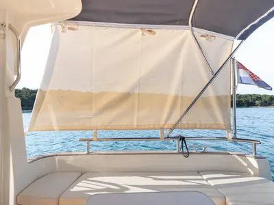 H4, a Leidi 660 motorboat at Grad Pula, Croatia
