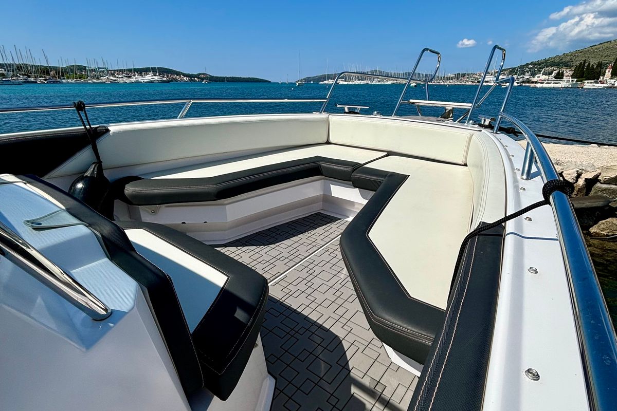 Deck of no name, a Gulet Arrow Abaris 23 motorboat at Grad Trogir, Croatia