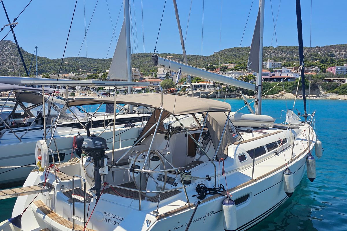 Cockpit of Comfort, a Jeanneau Sun Odyssey 42 i sailboat at Marina Delta Kallithea, Greece