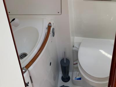Salon of PANORAMA, a Beneteau Oceanis 343 sailboat at Skiathos, Greece