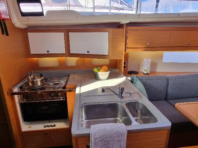 Galley of Vasco, a Dufour 37 sailboat at Vallauris, France