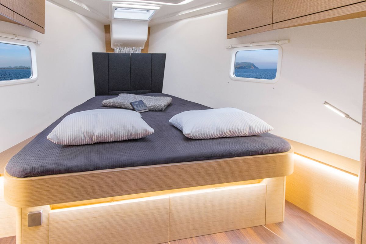 L'epaulard III, a Hanse Yachts Hanse 418 sailboat at Marseille, France