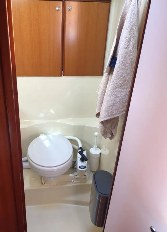 Cabin 1, a Dufour Dufour 40 sailboat at Capo d'Orlando, Italy