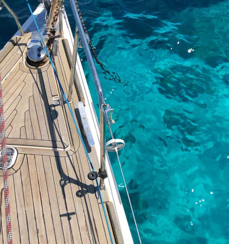 Cabin 1, a Dufour Dufour 40 sailboat at Capo d'Orlando, Italy
