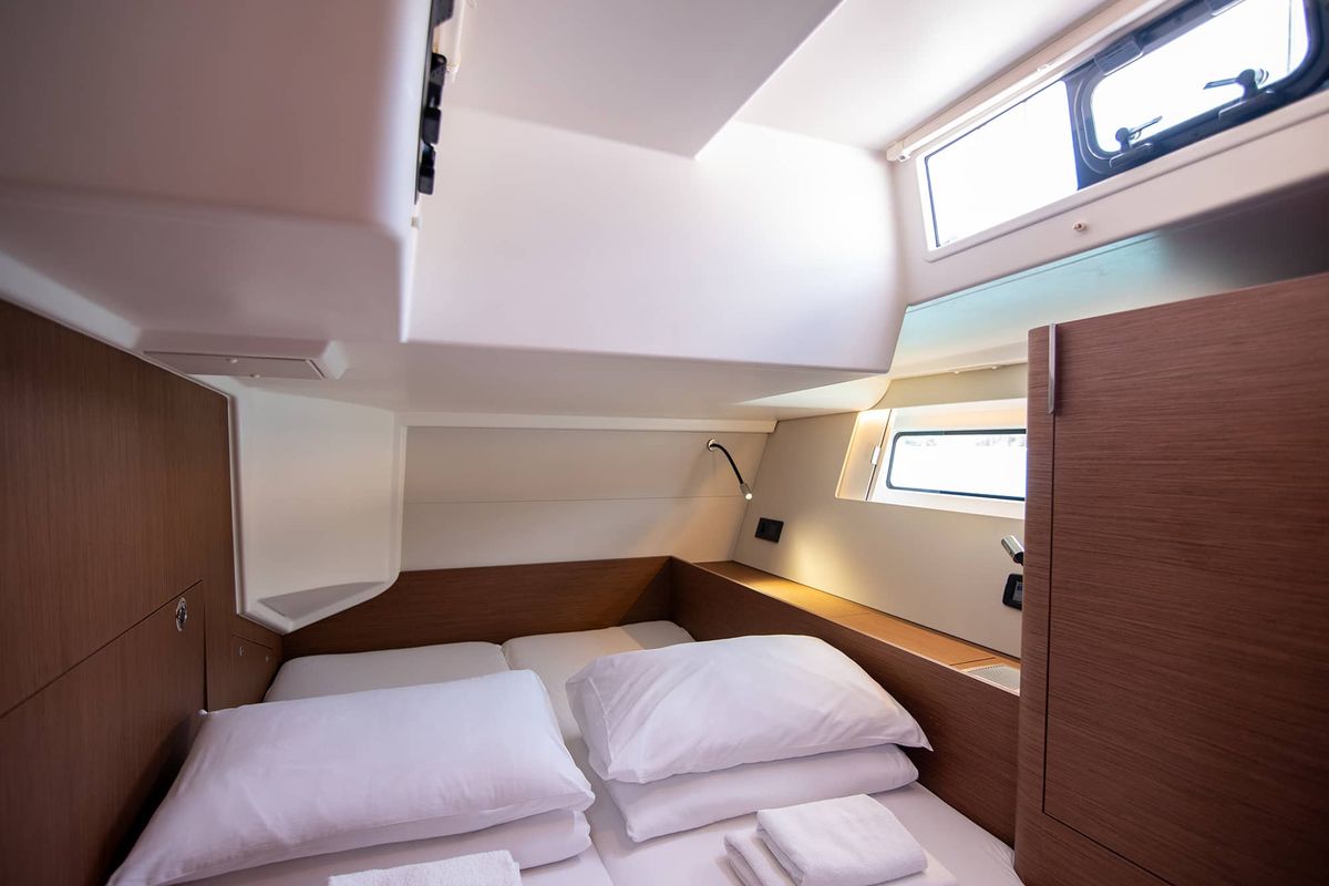 Cabin on Spring Song, a Beneteau Oceanis 54 sailboat at Grad Kaštela, Croatia