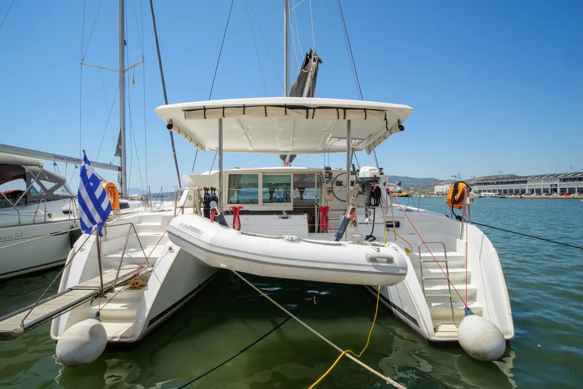 Amelia, a Lagoon 420 catamaran at Volos Municipality, Greece