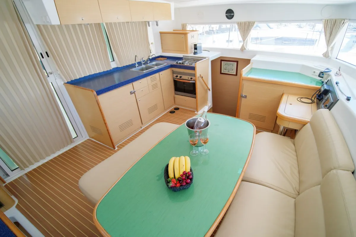 Amelia, a Lagoon 420 catamaran at Volos Municipality, Greece
