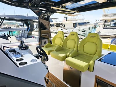 Cabin on Leo, a Tesoro Yachts Tesoro T40 motorboat at Seget Donji, Croatia