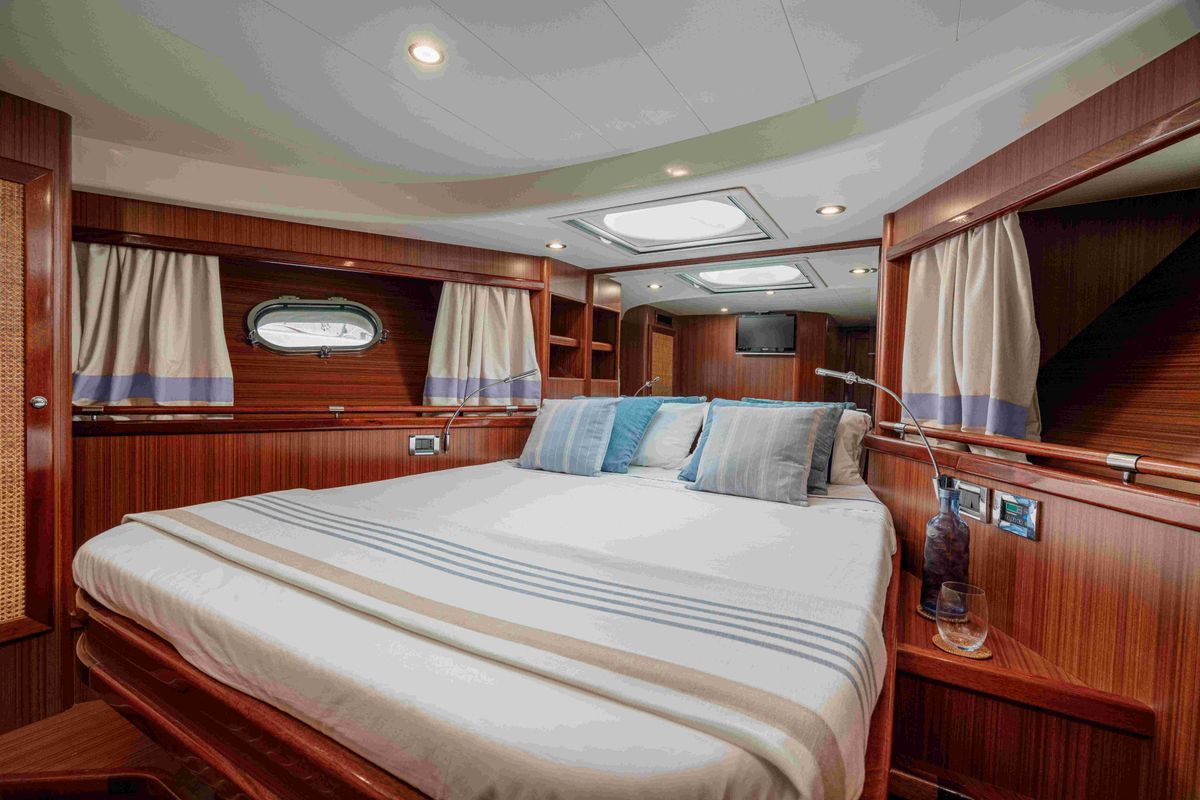 Cabin on Magistra, a Gulet Apreamare 60 yacht at Castellammare di Stabia, Italy