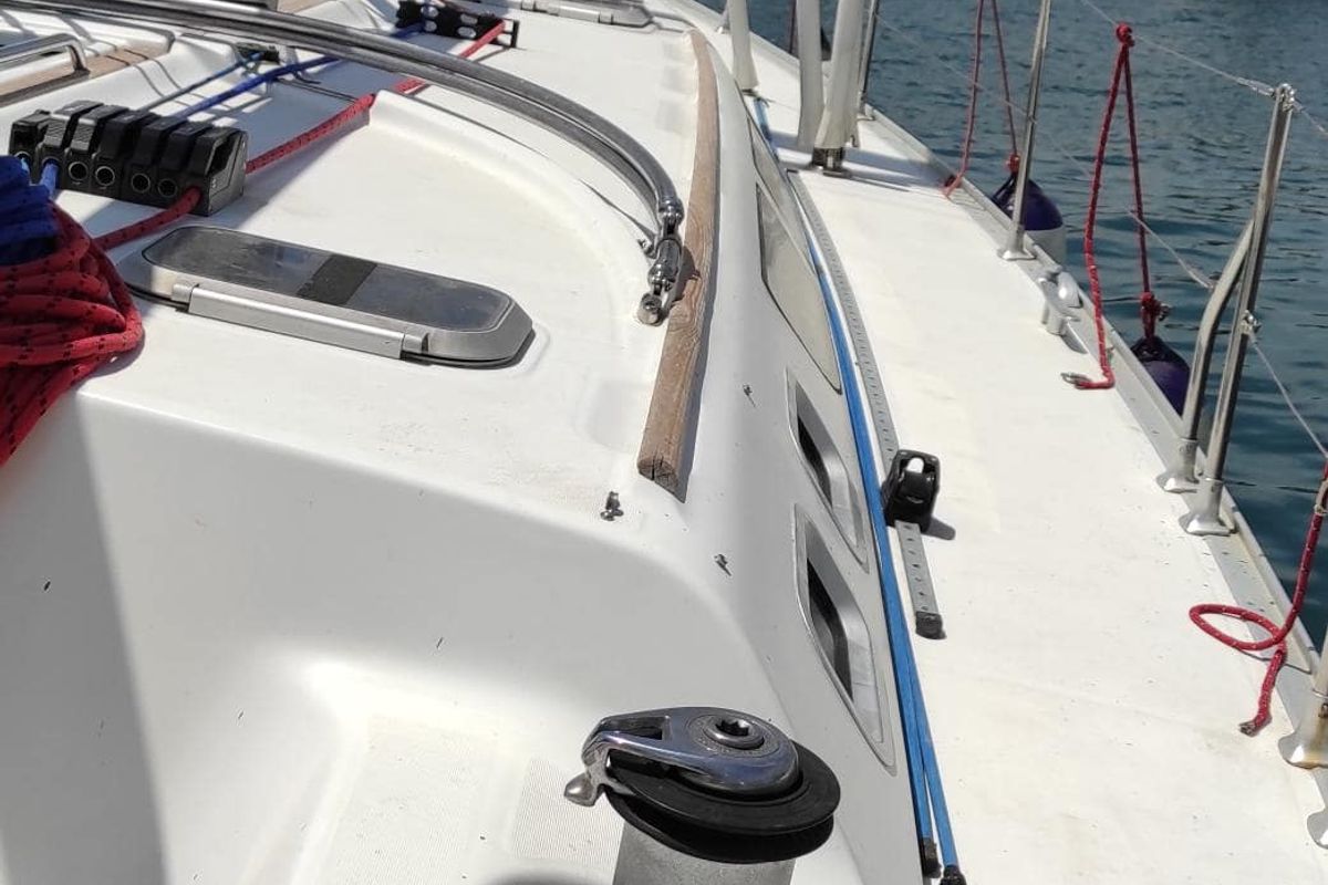Deck of Evangelos, a Jeanneau Sun Odyssey 43  sailboat at Volos Municipality, Greece