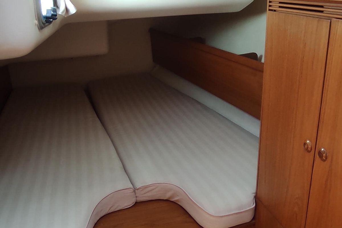 Cabin on Evangelos, a Jeanneau Sun Odyssey 43  sailboat at Volos Municipality, Greece