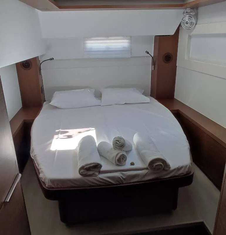 Cabin on Rocky, a Lagoon 46 catamaran at Lavreotiki Municipal Unit, Greece