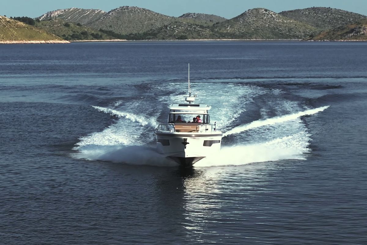 Exterior view of Kali, a Nimbus T11 motorboat at Općina Sukošan, Croatia