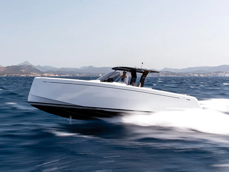 Gala, a Pardo Pardo 38 motorboat at Grad Šibenik, Croatia