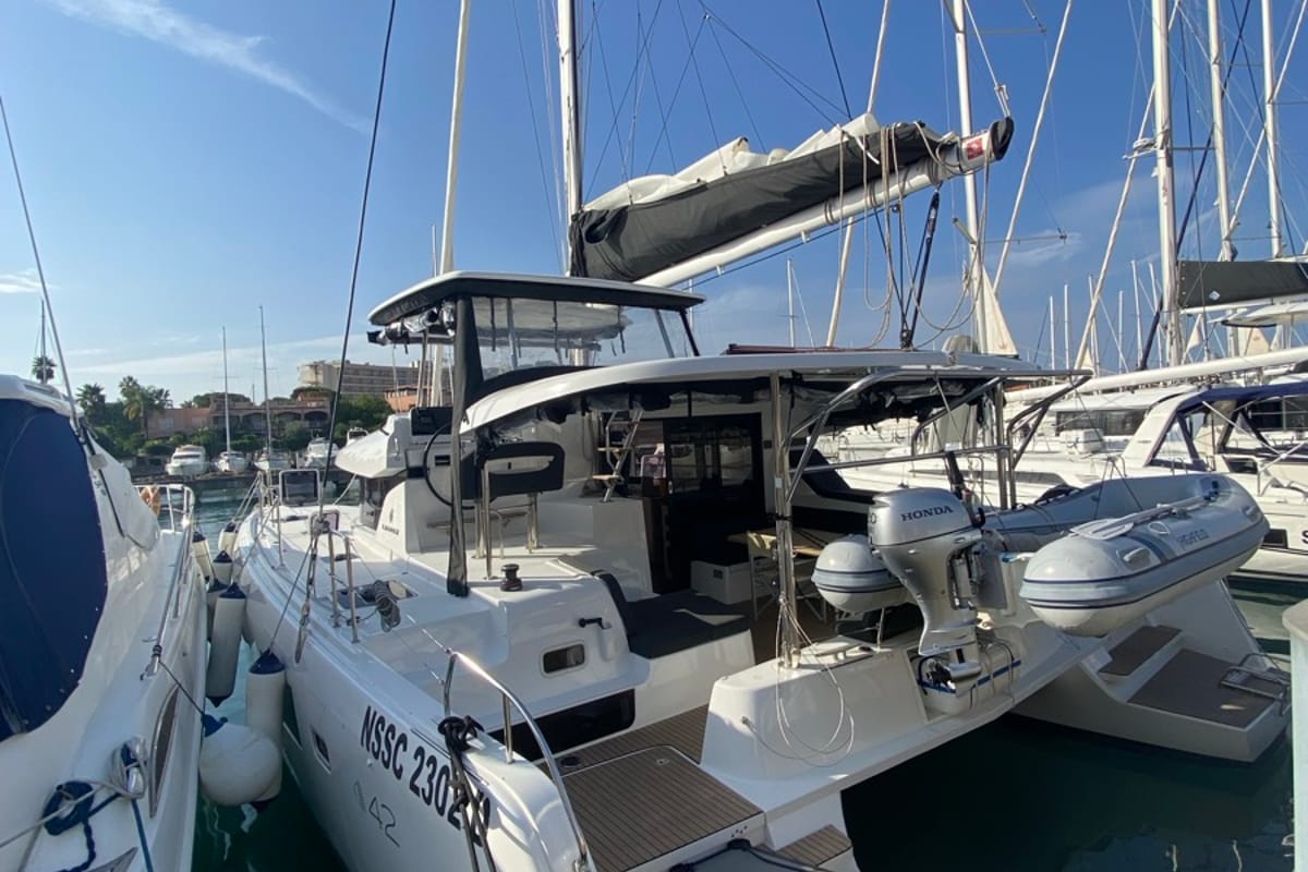 Exterior view of Delta Aquarii, a Lagoon 42 catamaran at Tonnarella, Italy