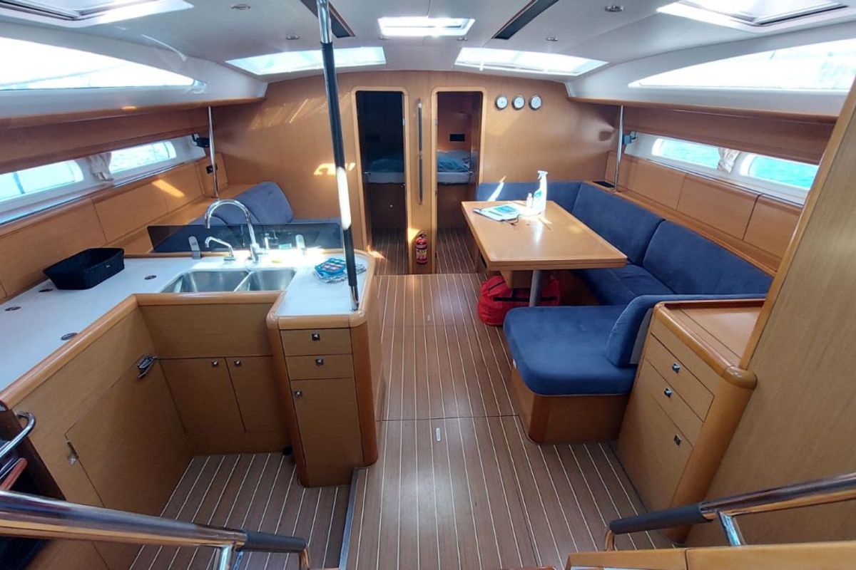 Salon of Madeleine, a Jeanneau 53 sailboat at San Miguel de Abona, Spain