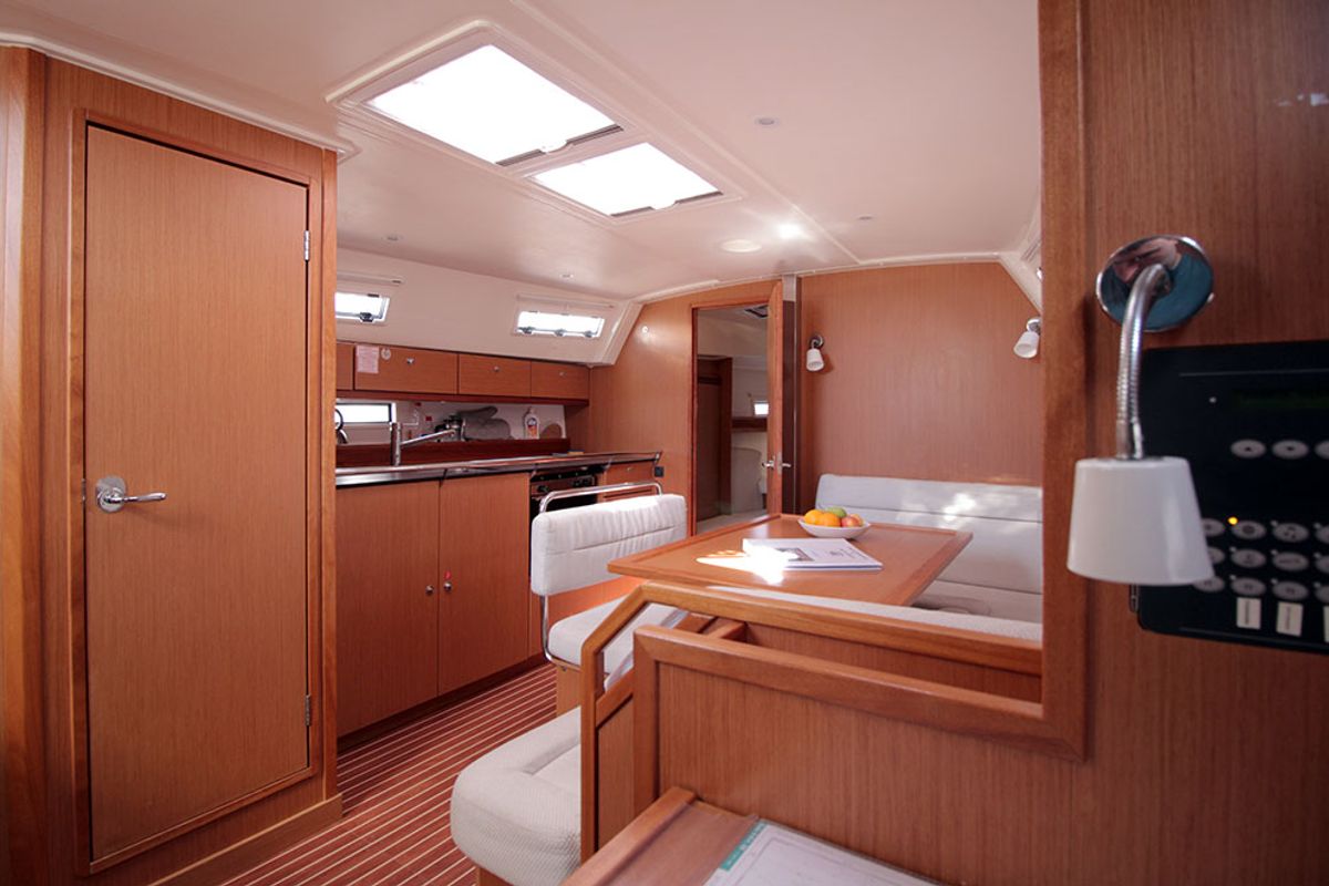 Salon of Tesoro, a Bavaria Cruiser 40 sailboat at Llucmajor, Spain