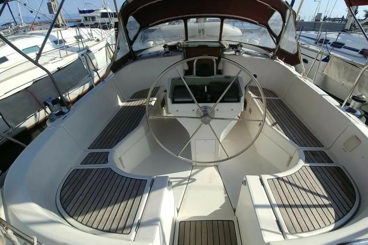 Salon of Rota, a Beneteau Oceanis 411 sailboat at Sami Municipal Unit, Greece
