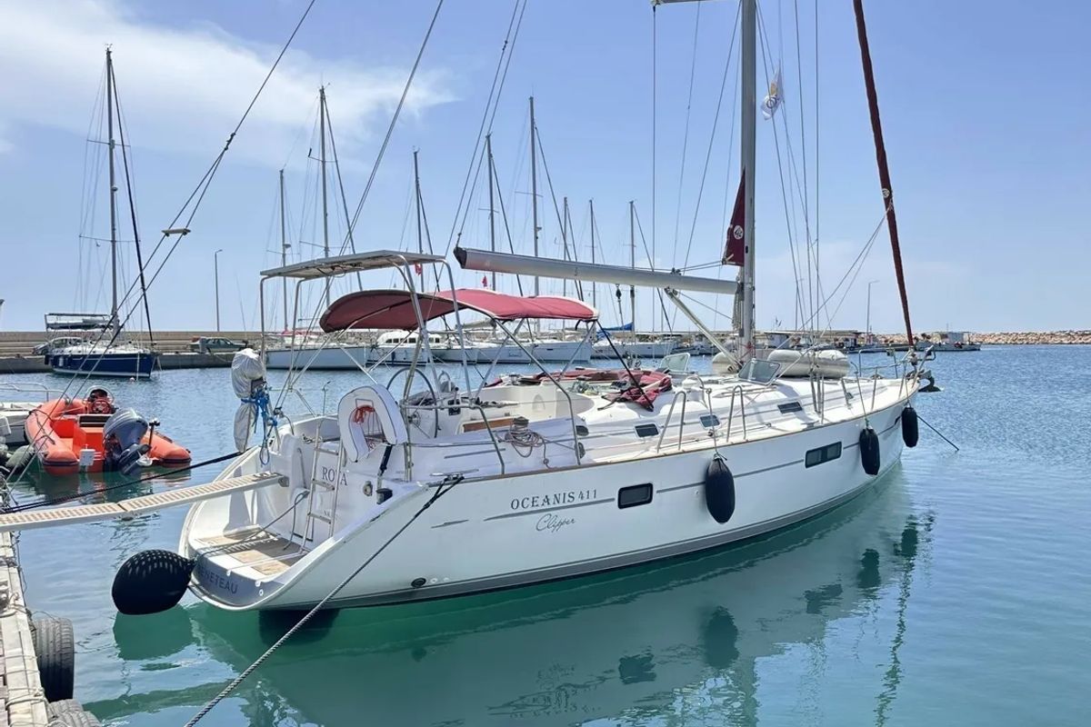 Cabin on Rota, a Beneteau Oceanis 411 sailboat at Sami Municipal Unit, Greece