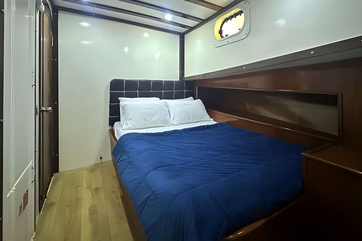 Cabin on Premium +, a Gulet Gulet gulet at Split, Croatia