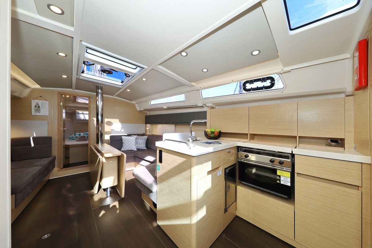 Salon of Alexander, a Hanse Yachts Hanse 418 sailboat at Grad Kaštela, Croatia