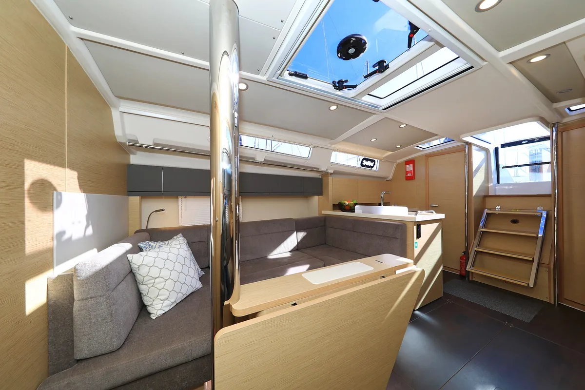 Salon of Alexander, a Hanse Yachts Hanse 418 sailboat at Grad Kaštela, Croatia