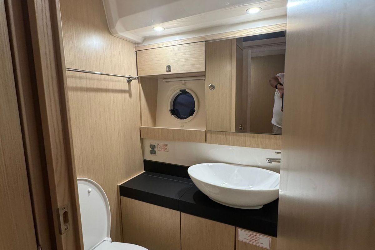 Lana, a Bavaria Virtess 420 Fly yacht at Grad Trogir, Croatia