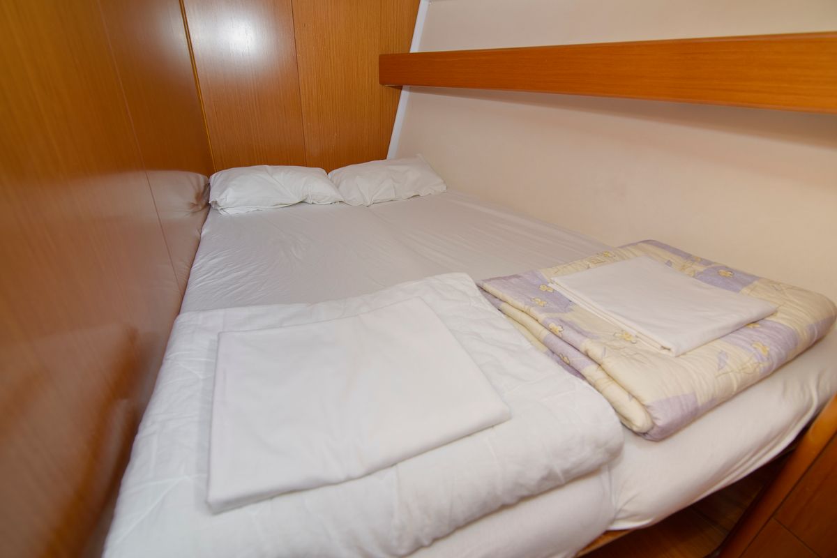 Cabin on Saphi So III, a Beneteau Cyclades 50.5 sailboat at Betina, Croatia