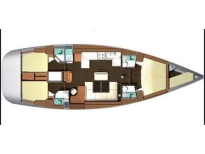 Floor plan of Rainbow, a Dufour 525 Grand Large sailboat at Capo d'Orlando, Italy