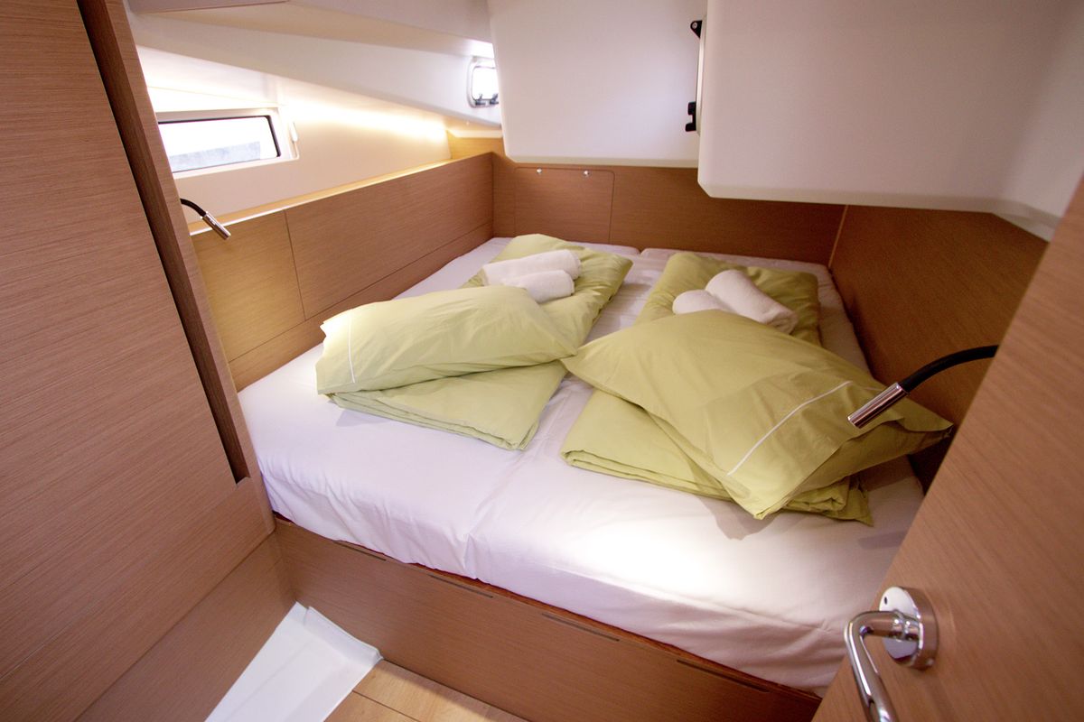 Cabin on Menelaos, a Jeanneau Sun Odyssey 490 sailboat at Lavreotiki Municipal Unit, Greece