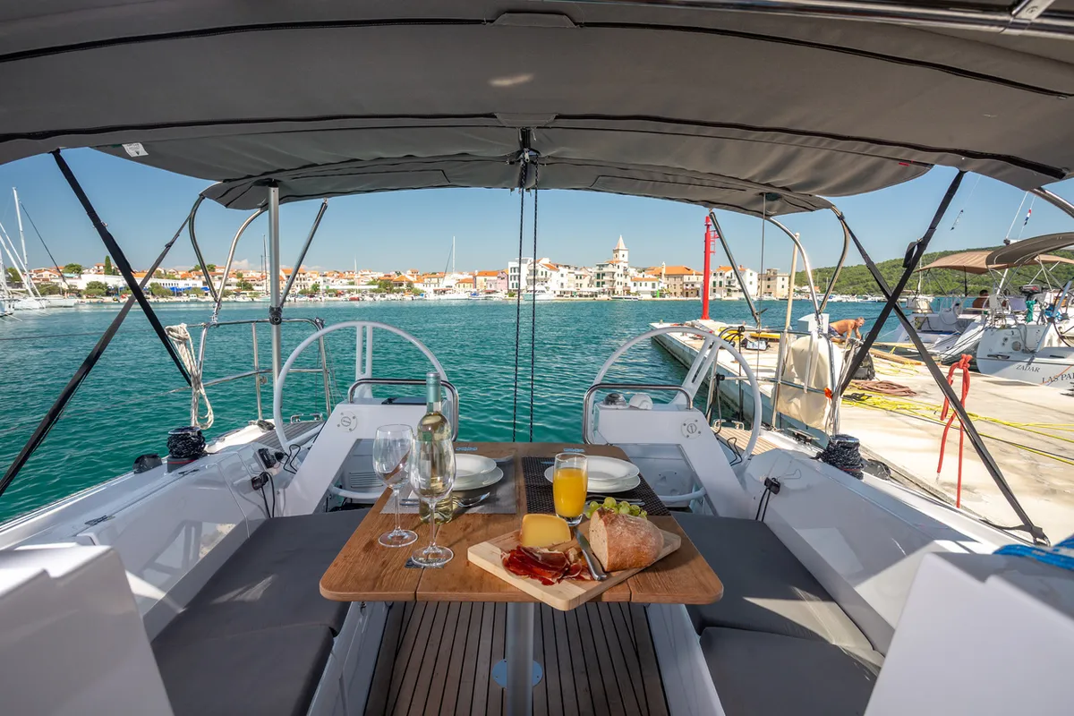 Lucky, a Elan E4 sailboat at Betina, Croatia