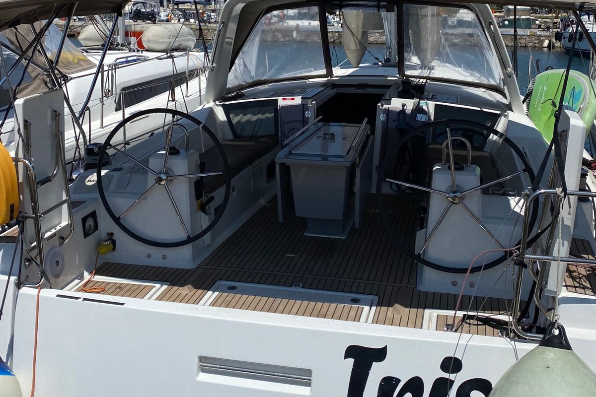 Cockpit of IRIS, a Beneteau Oceanis 41.1 sailboat at Athens, Greece