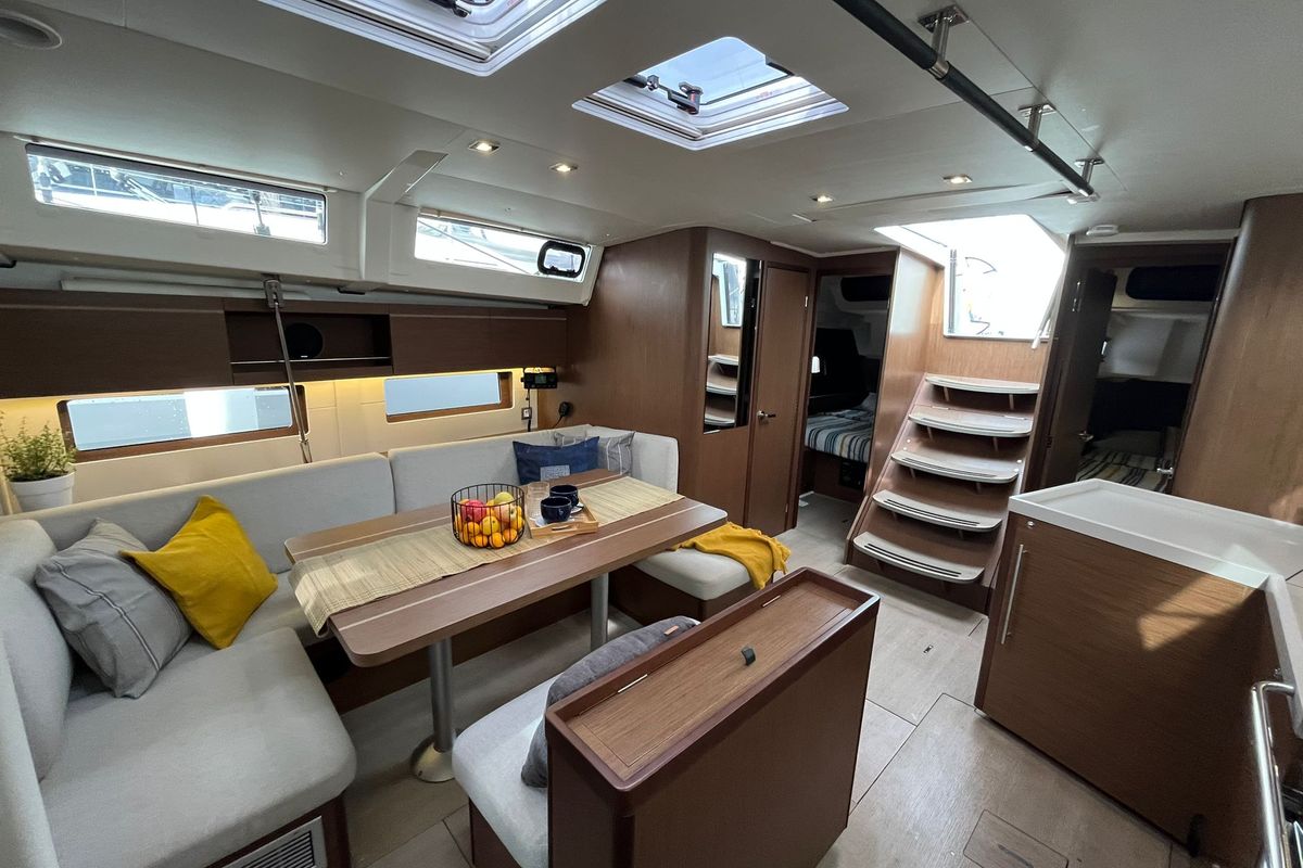 Salon of Summer Spirit, a Beneteau Oceanis 46.1 sailboat at Općina Medulin, Croatia