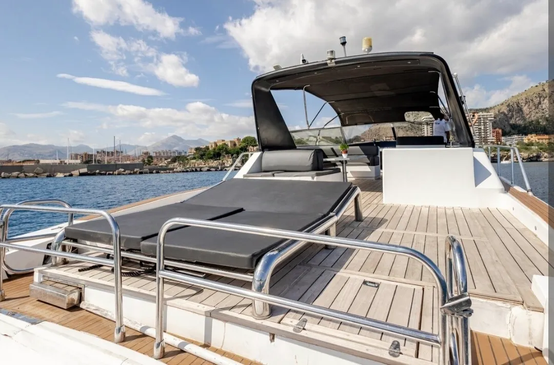 Onyris, a Leopard Leopard 23 yacht at Palermo, Italy