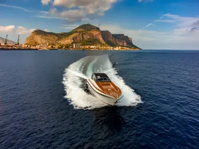 Onyris, a Leopard Leopard 23 yacht at Palermo, Italy