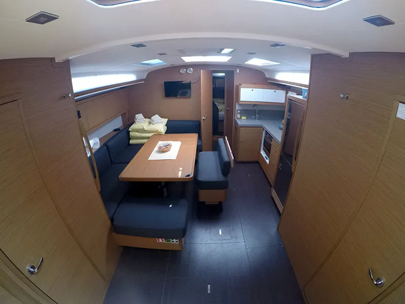 Salon of Avanti, a Dufour 470 sailboat at Grad Šibenik, Croatia