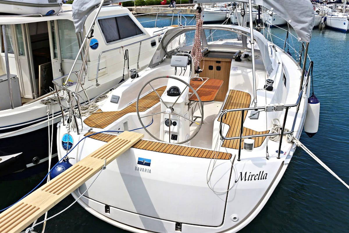 Mirella, a Bavaria Cruiser 33 sailboat at Općina Sukošan, Croatia