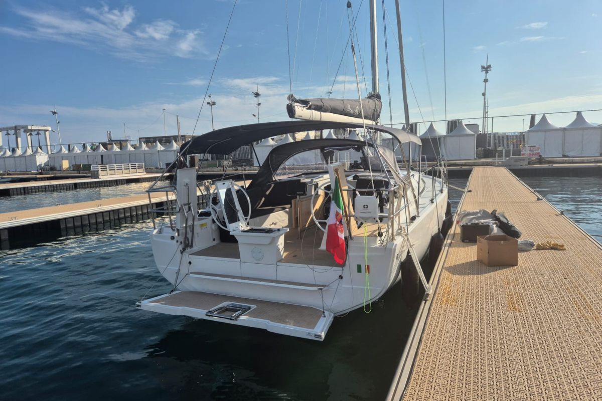 Exterior view of no_name, a Hanse Yachts Hanse 360 sailboat at Rosignano Solvay, Italy