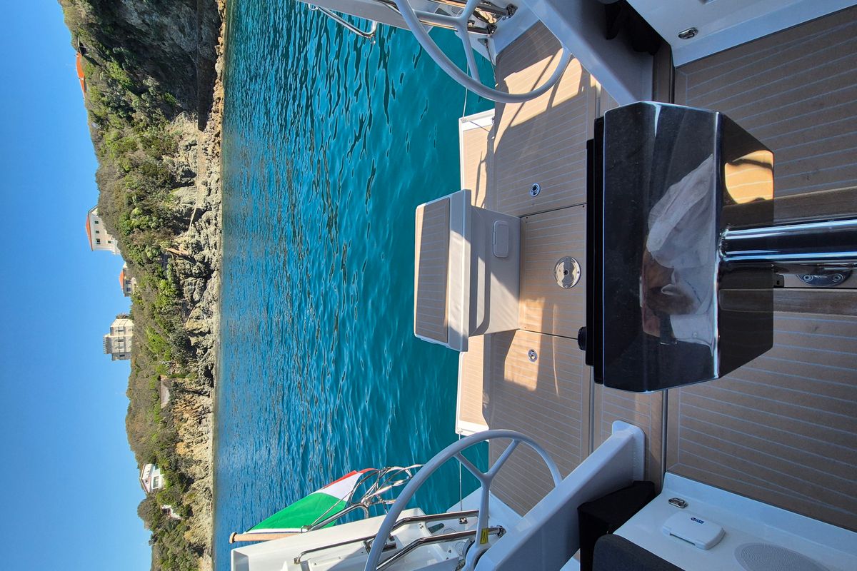 Cockpit of no_name, a Hanse Yachts Hanse 360 sailboat at Rosignano Solvay, Italy