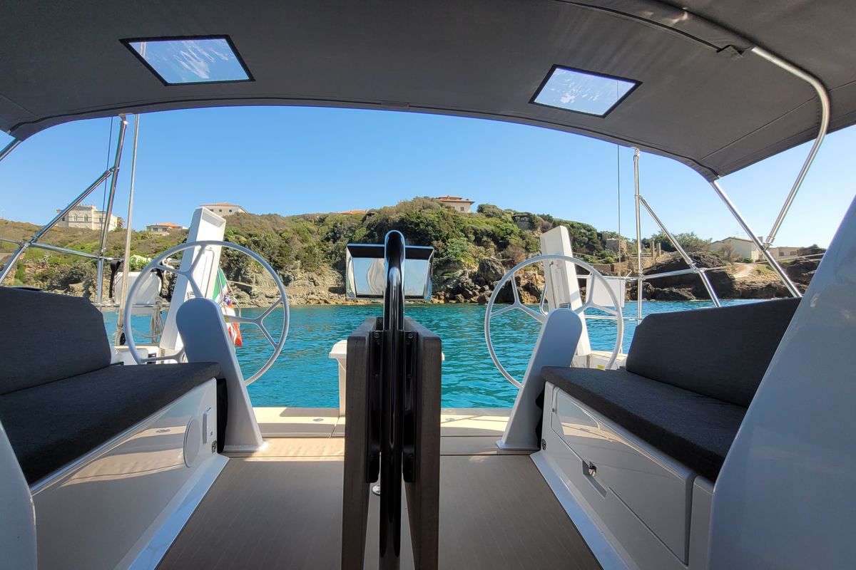 Cockpit of no_name, a Hanse Yachts Hanse 360 sailboat at Rosignano Solvay, Italy