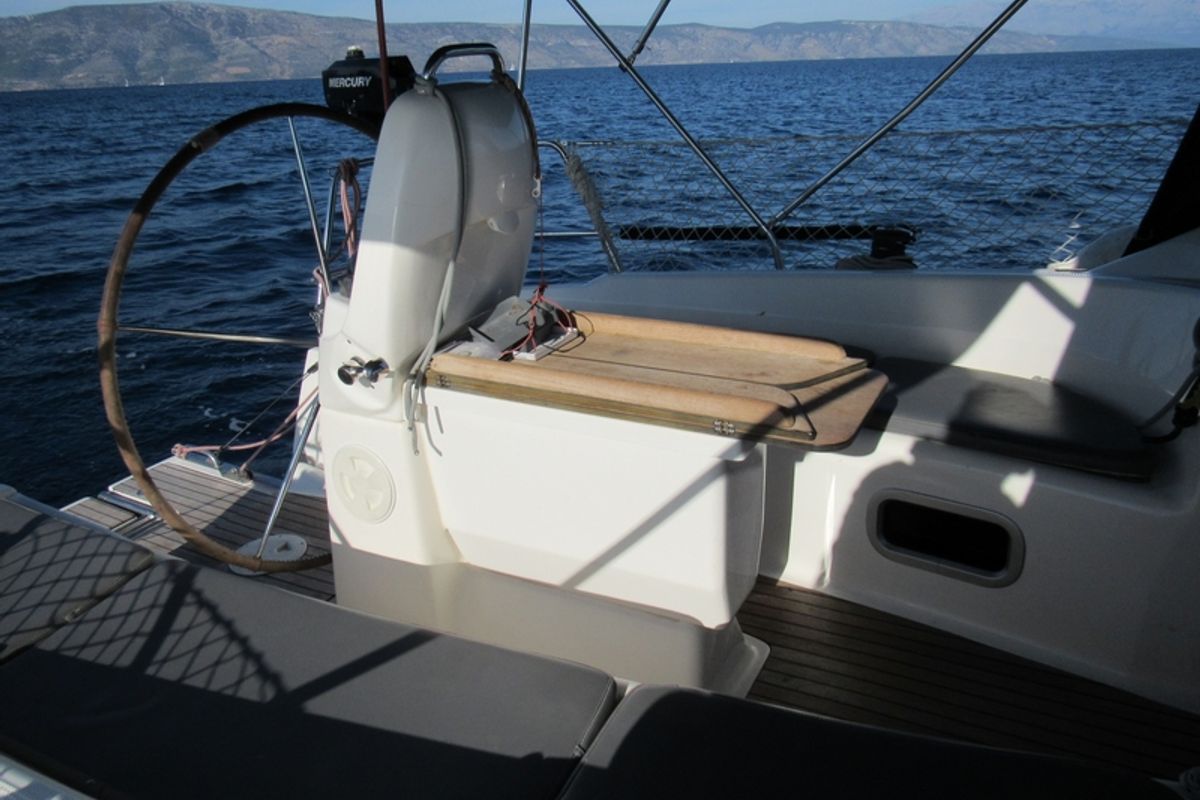 Jelsa, a Bavaria 31 Cruiser sailboat at Split, Croatia