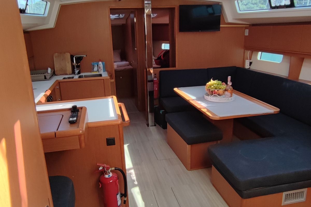 Salon of 461 OCEAN BOULEVARD, a Bavaria C46 sailboat at Municipal Unit of Apollonioi, Greece