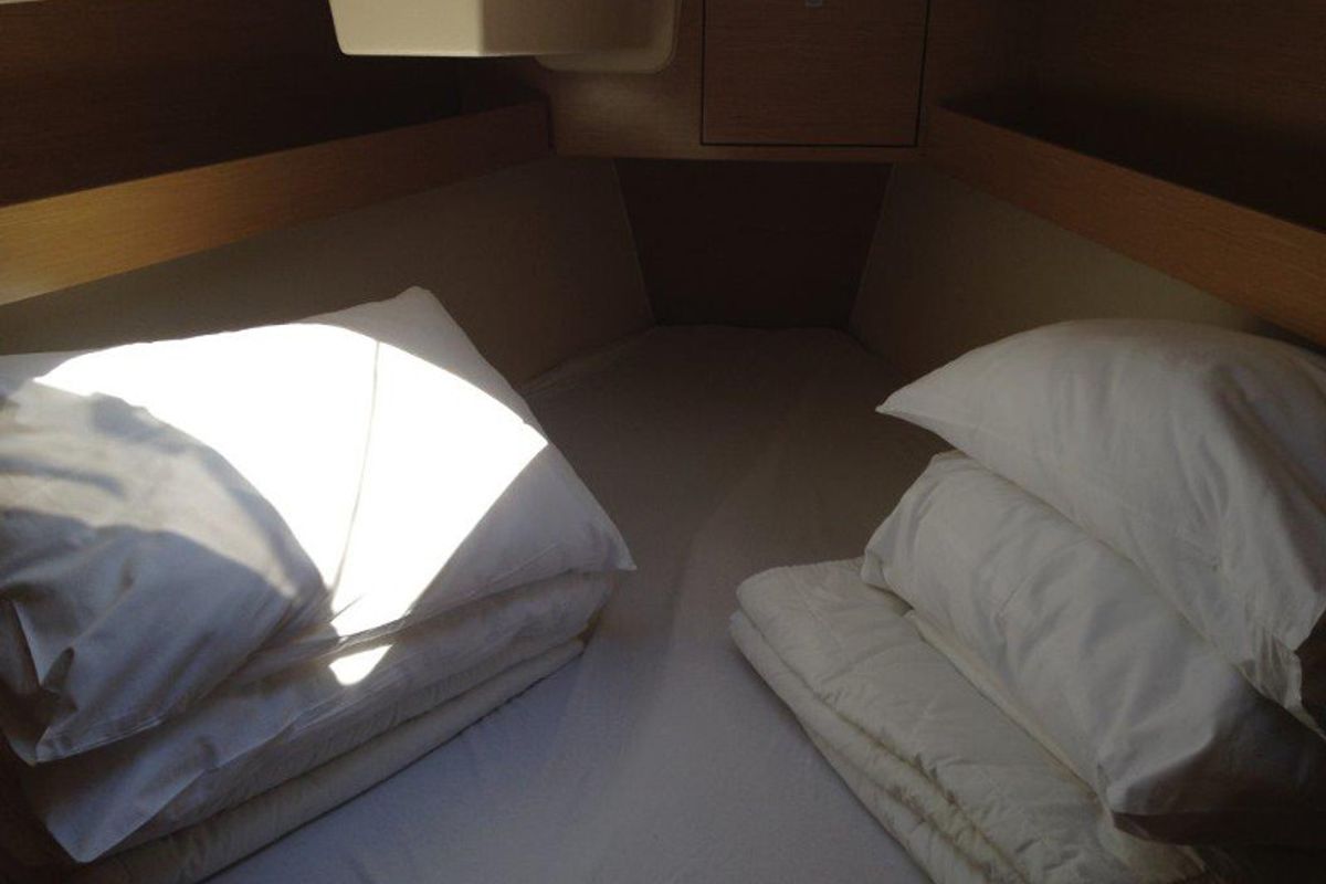Cabin on Yankee, a Elan 350 sailboat at Grad Biograd na Moru, Croatia