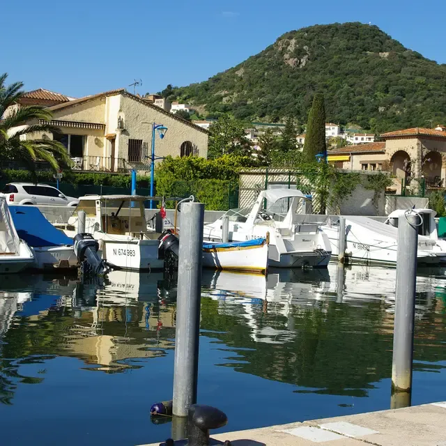 Port Communal du Riou - Photo 2
