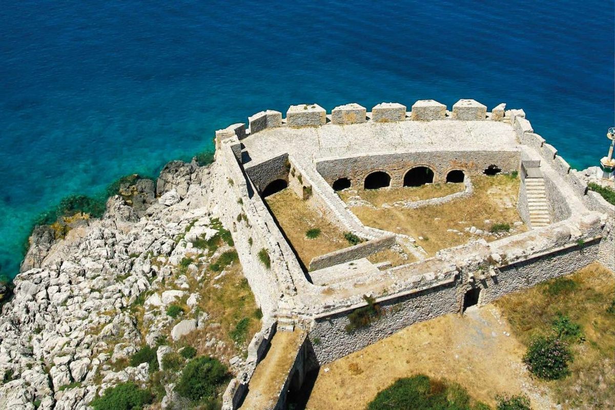 Όρμος Ναυαρίνου - Main photo