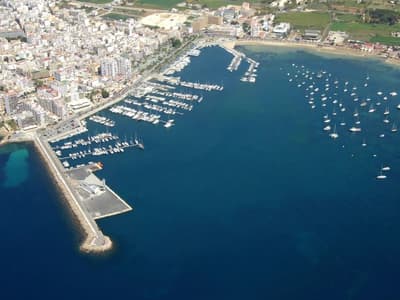 Club Nàutic Sant Antoni de la Platja - Photo 2