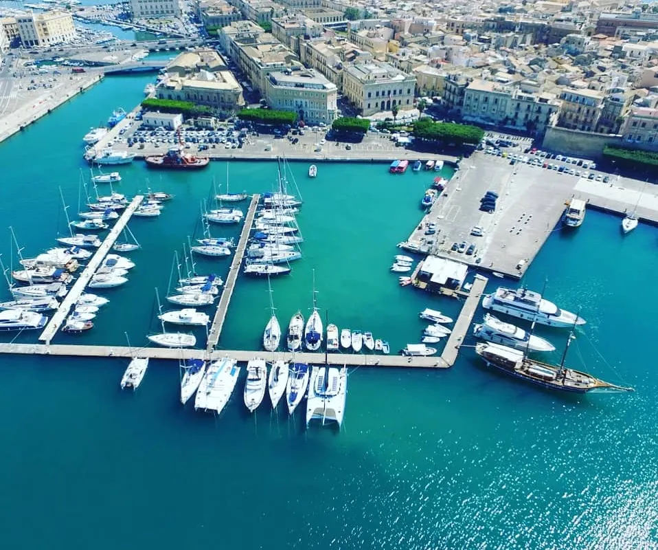 Siracusa Marina Yachting - Photo 3