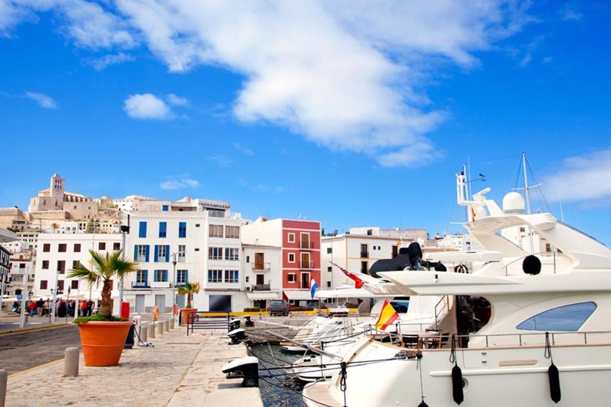 PortIbizaTown - Photo 2