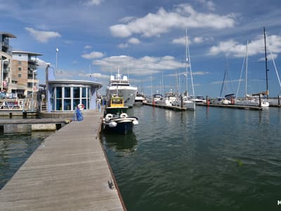 Poole Quay Boat Haven - Photo 2